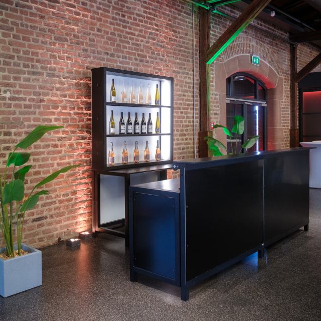 Bar-Rückwandregal, schwarz