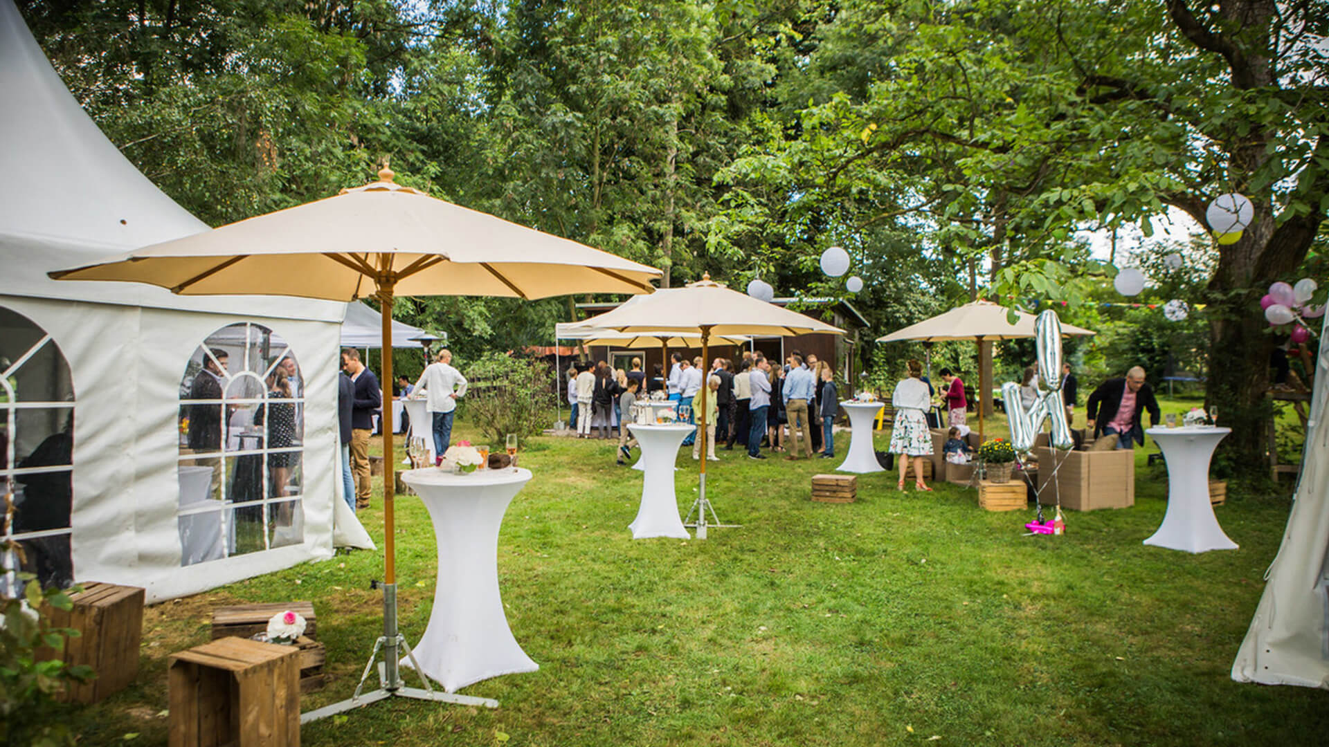 Showcases - Outdoorparty